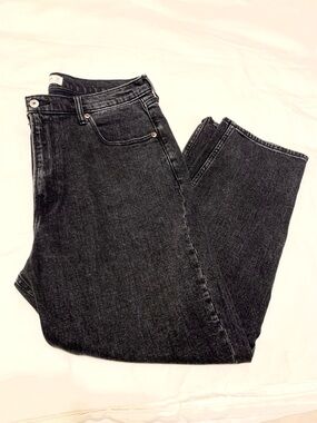 Abercrombie & Fitch Straight-Leg Black Jeans